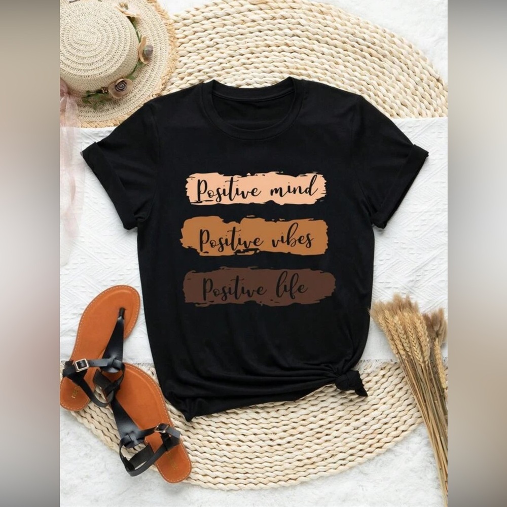 SHEIN LUNE Plus Christmas Letter Graphic Tee